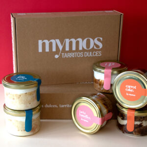 caja de mymos con tarritos de postre